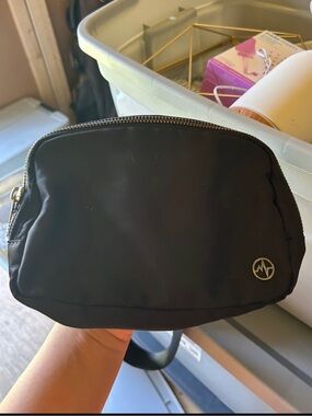 Motorola Black Compact Purse/Satchel